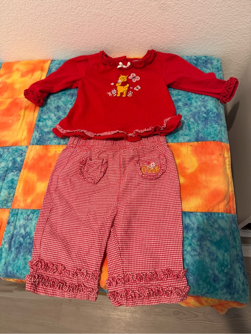 Vintage matching Winnie the Pooh set size 0-3mo